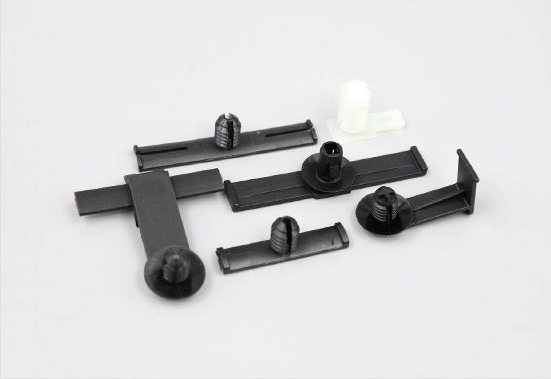 帶杉樹(shù)頭的固定管夾適用于圓孔